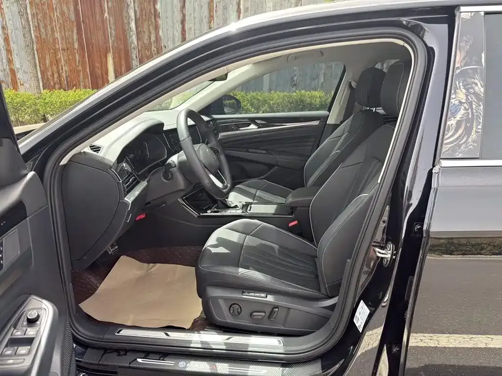 Volkswagen Passat — фото 6