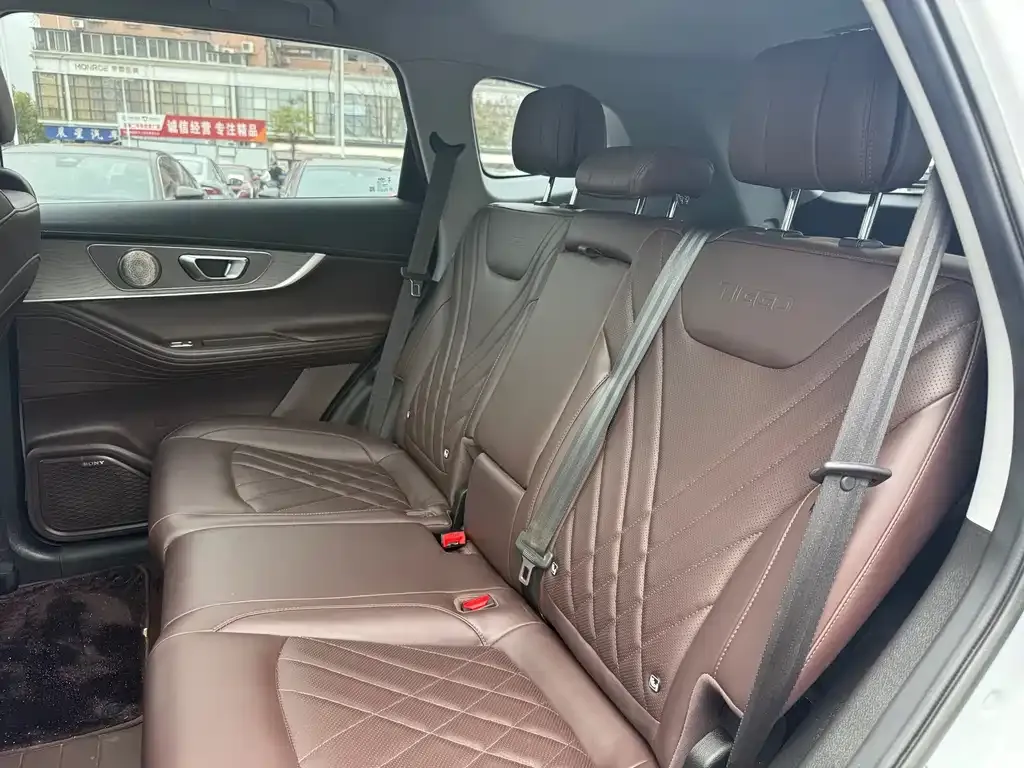 Chery Tiggo 8 PRO — фото 2