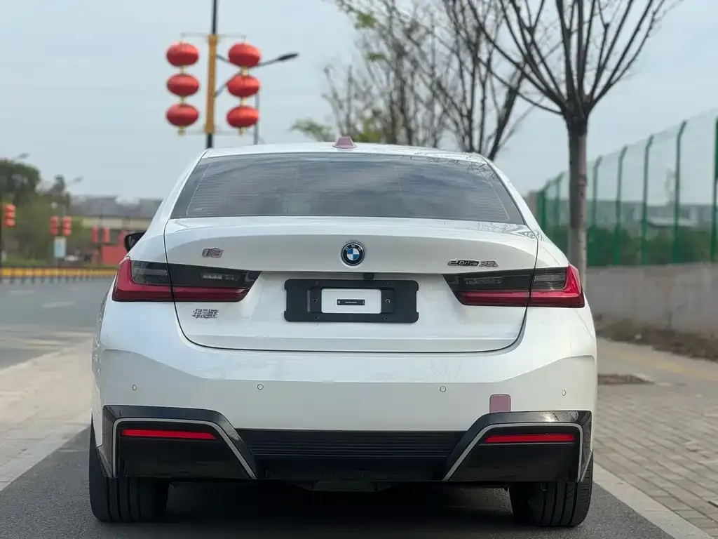BMW i3 — фото 4
