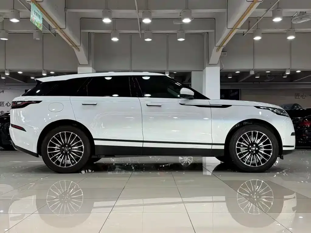 Land Rover Velar — фото 10