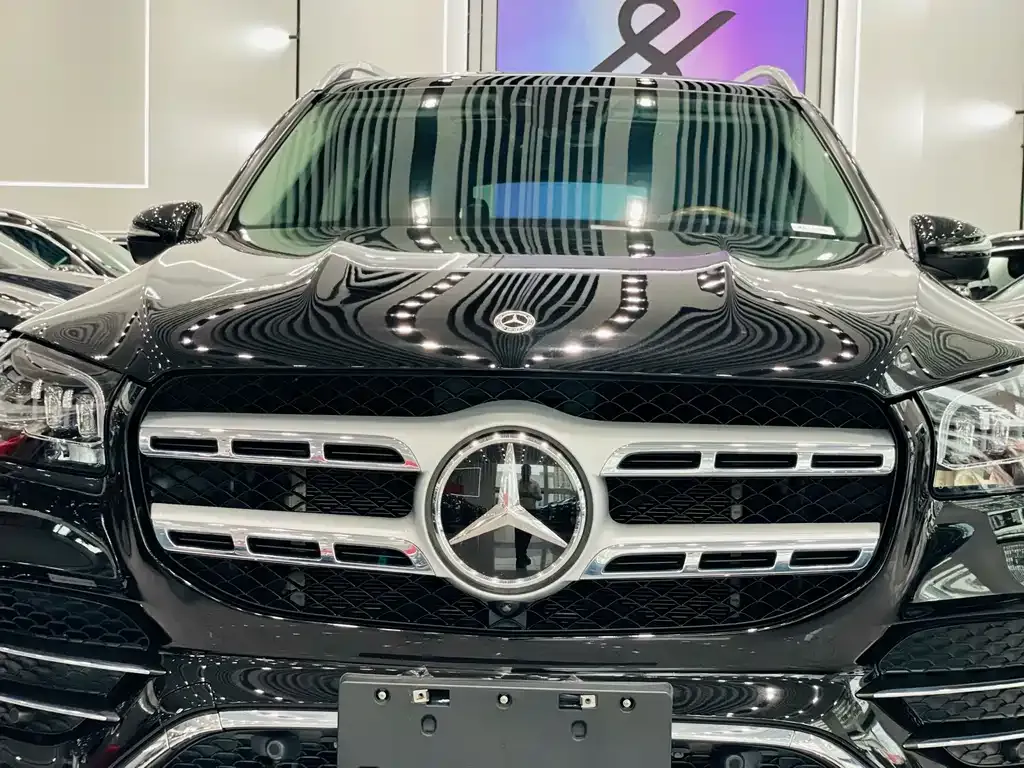 Mercedes-Benz GLS — фото 8