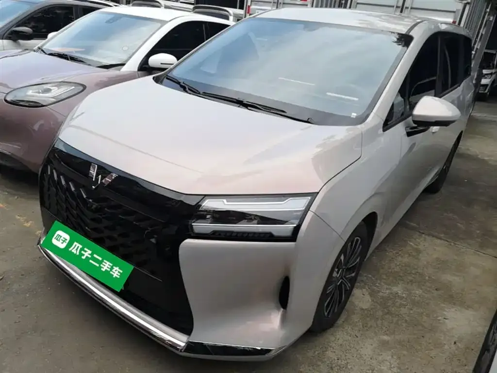 Wuling Starlight 730 New Energy — фото 4