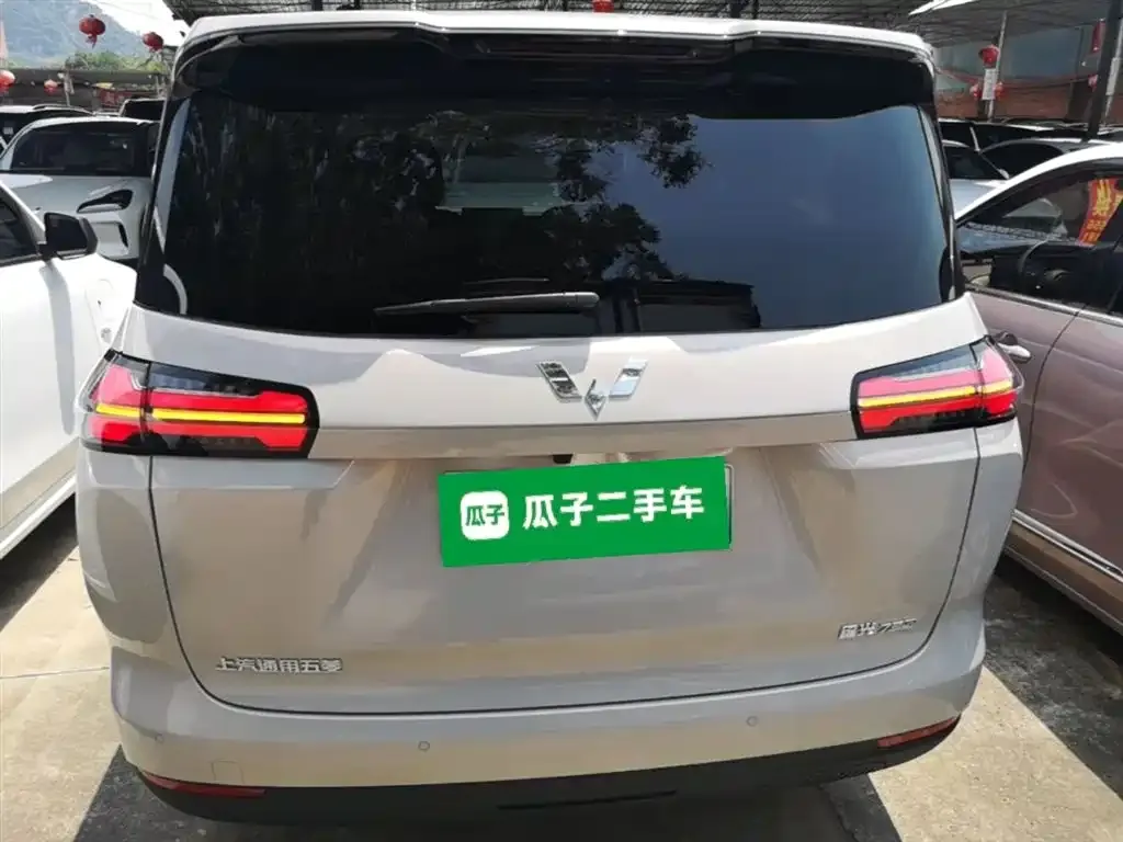 Wuling Starlight 730 New Energy — фото 9