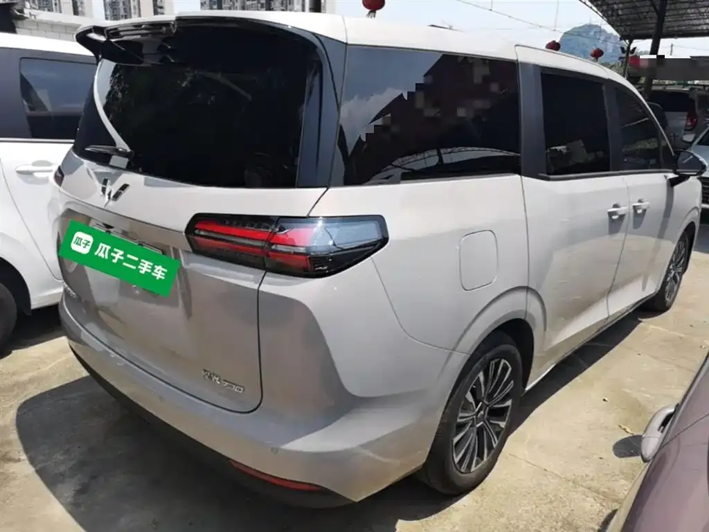 Wuling Starlight 730 New Energy — фото 10