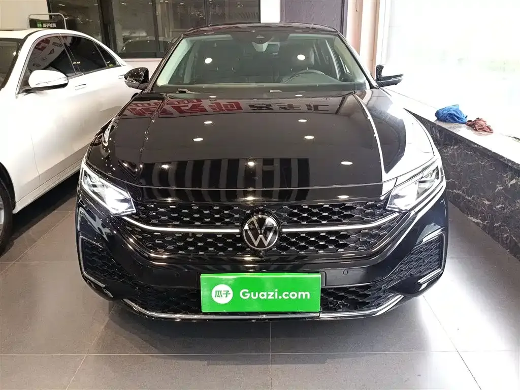 Volkswagen Passat — фото 8