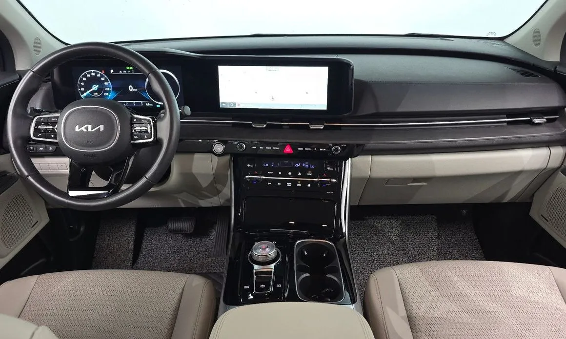 Kia Carnival — фото 4