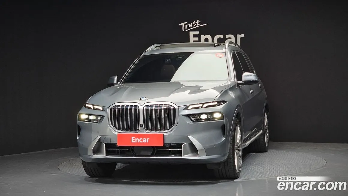 BMW X7 — фото 2