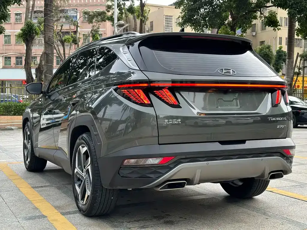 Hyundai Tucson — фото 8