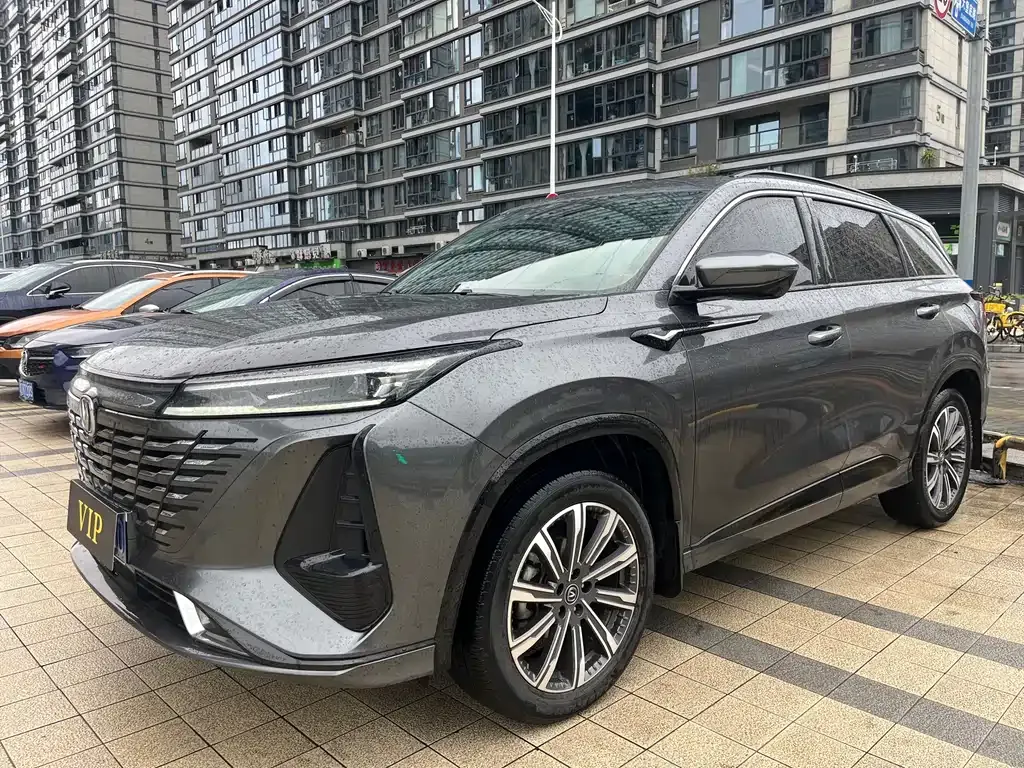 Changan CS75PLUS — фото 1