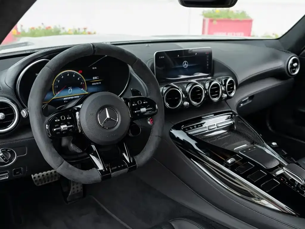 Mercedes-Benz AMG GT — фото 8
