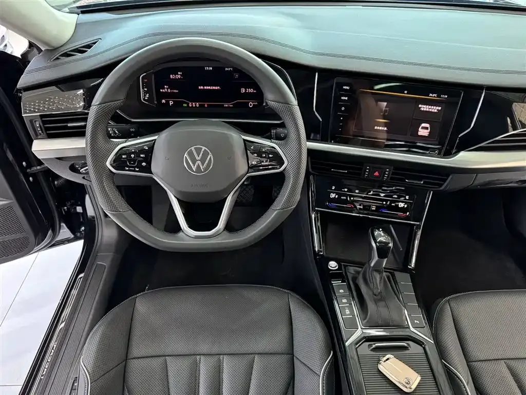Volkswagen Passat — фото 9