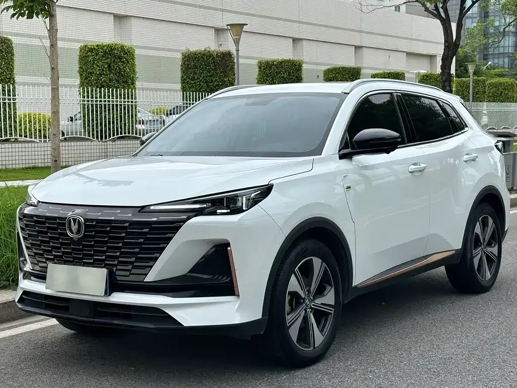 Changan CS55PLUS — фото 1