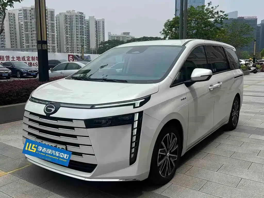 GAC Motor Trumpchi E8 — фото 3