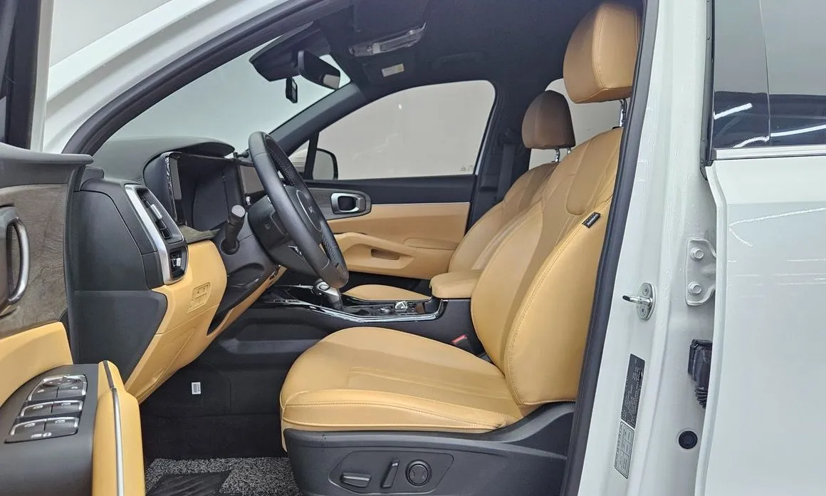 Kia Sorento — фото 5