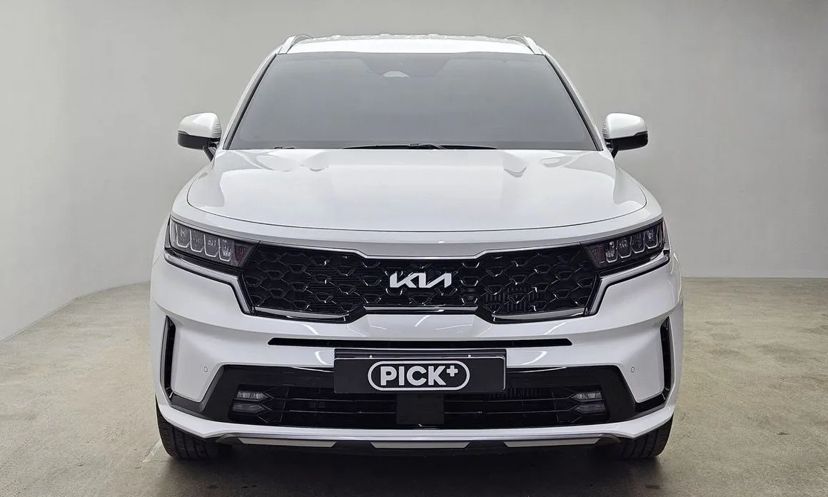 Kia Sorento — фото 7