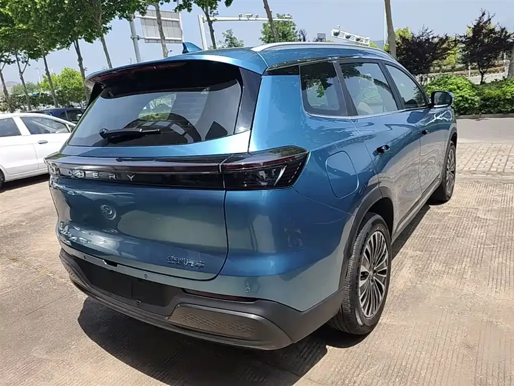 Chery Tiggo 8 PLUS C-DM — фото 9