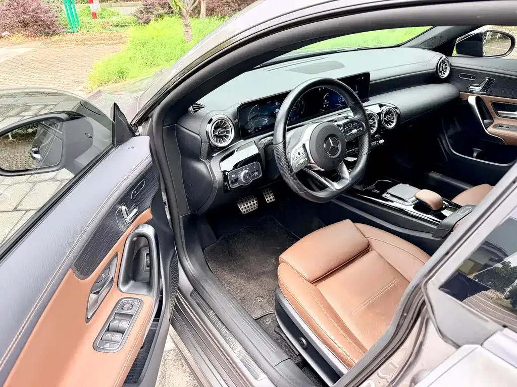Mercedes-Benz CLA (Import) — фото 9