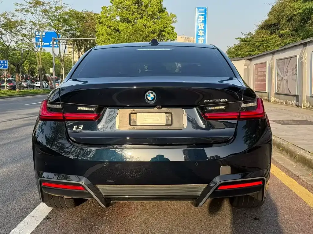 BMW i3 — фото 3