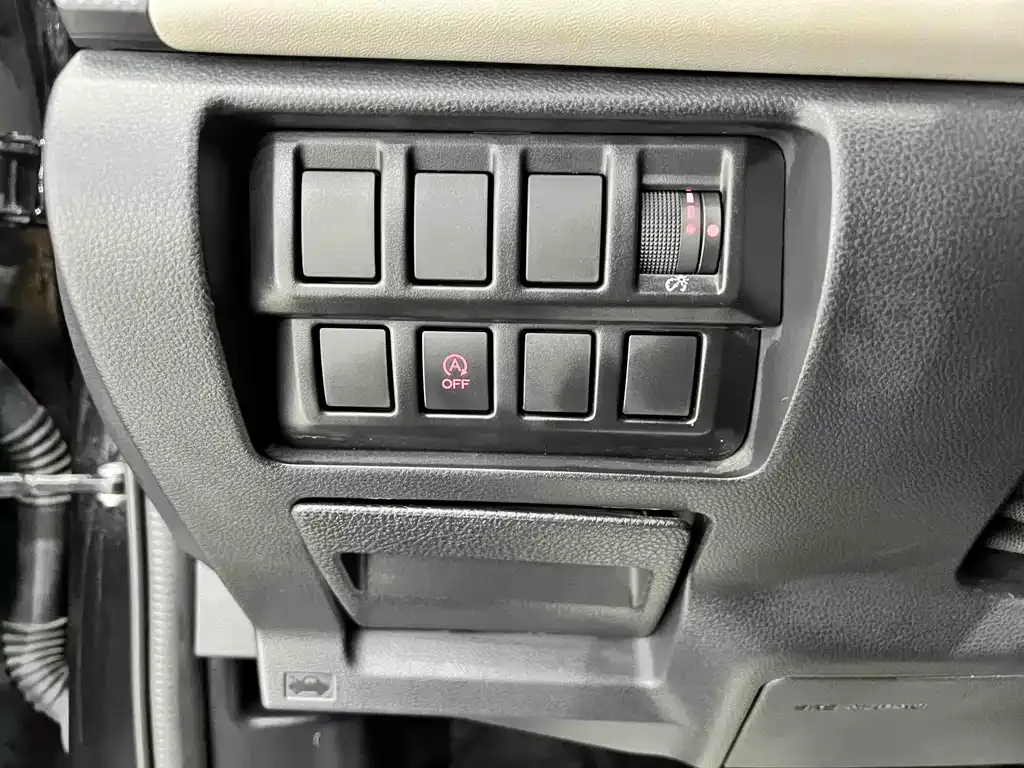 Subaru Forester — фото 10