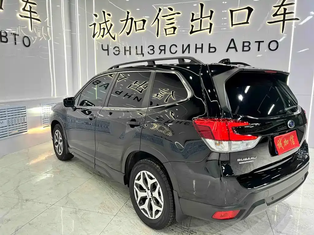 Subaru Forester — фото 3