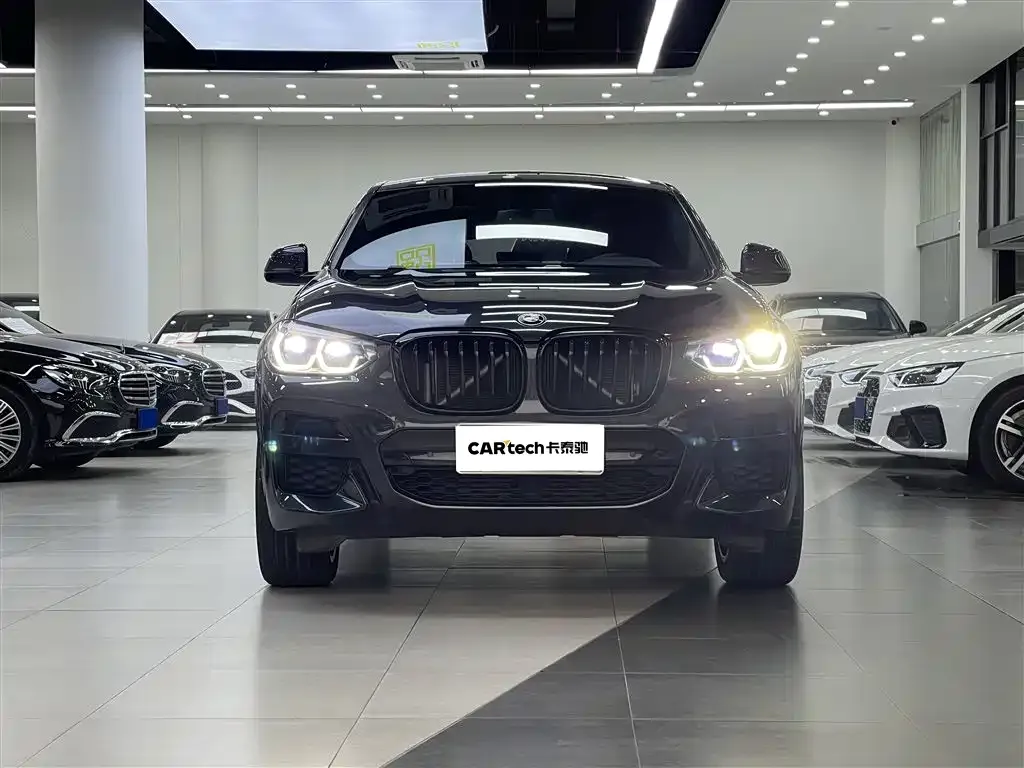BMW X4 — фото 10