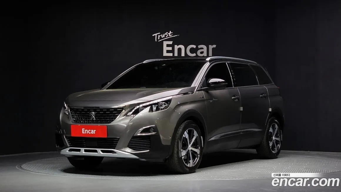 Peugeot 5008 — фото 1