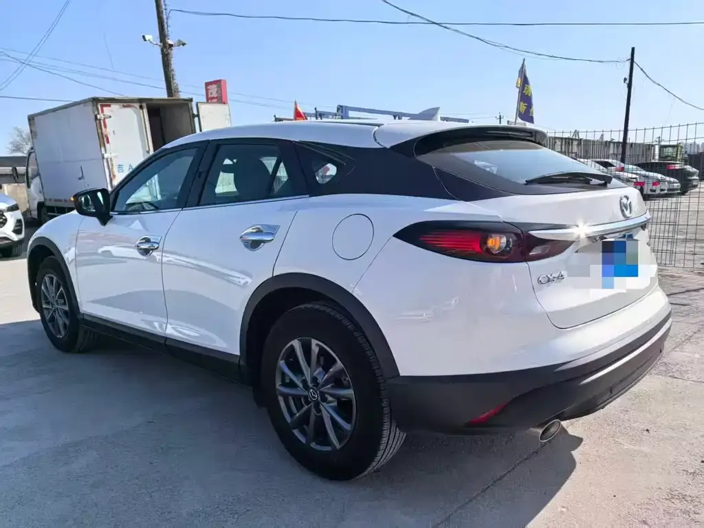 Mazda CX-4 — фото 3