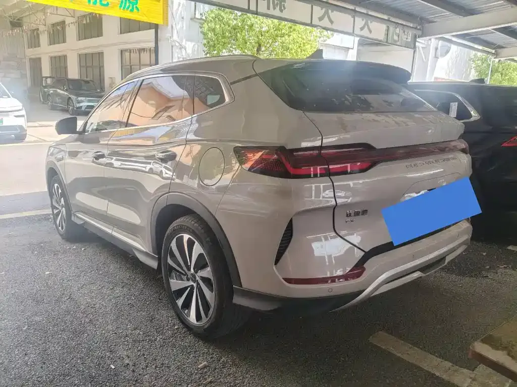 BYD PLUS New Energy — фото 10