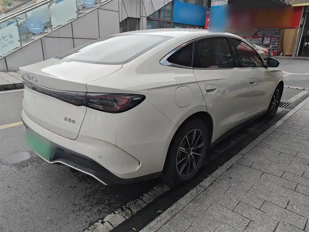 BYD Seal 06 — фото 9