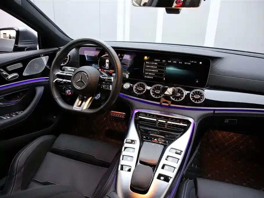Mercedes-Benz AMG GT — фото 10