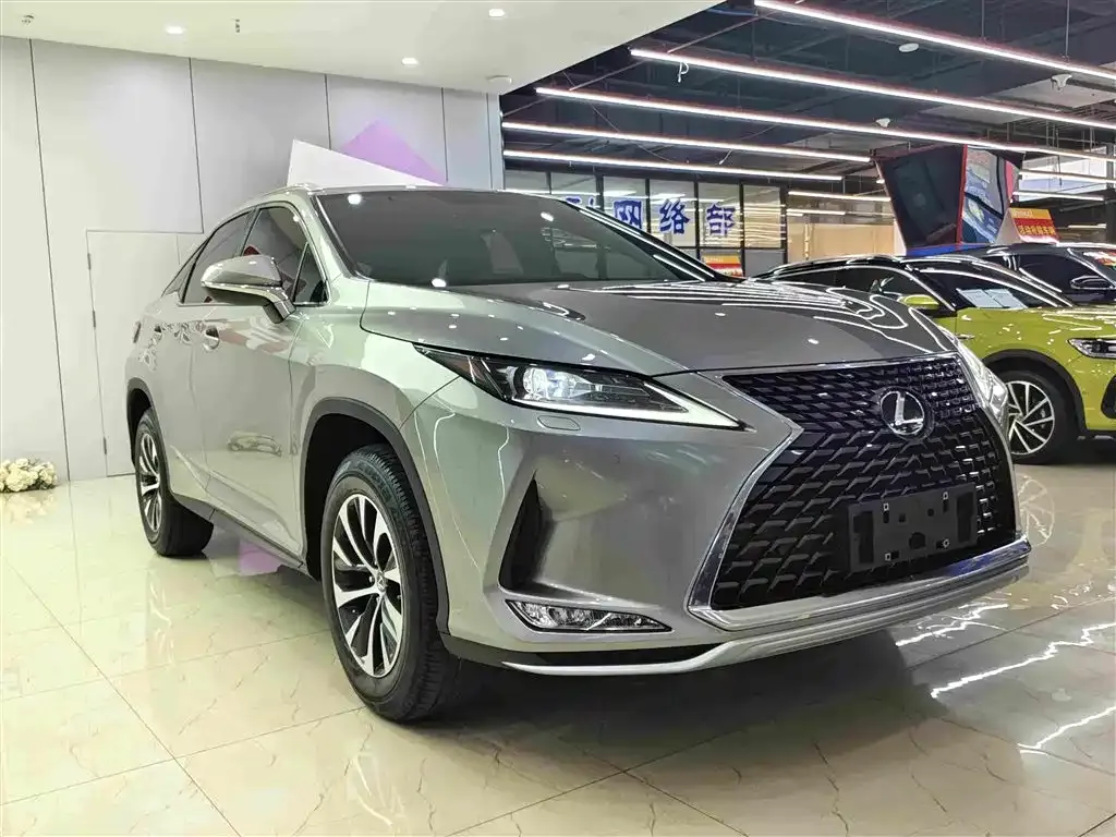 Lexus RX — фото 9