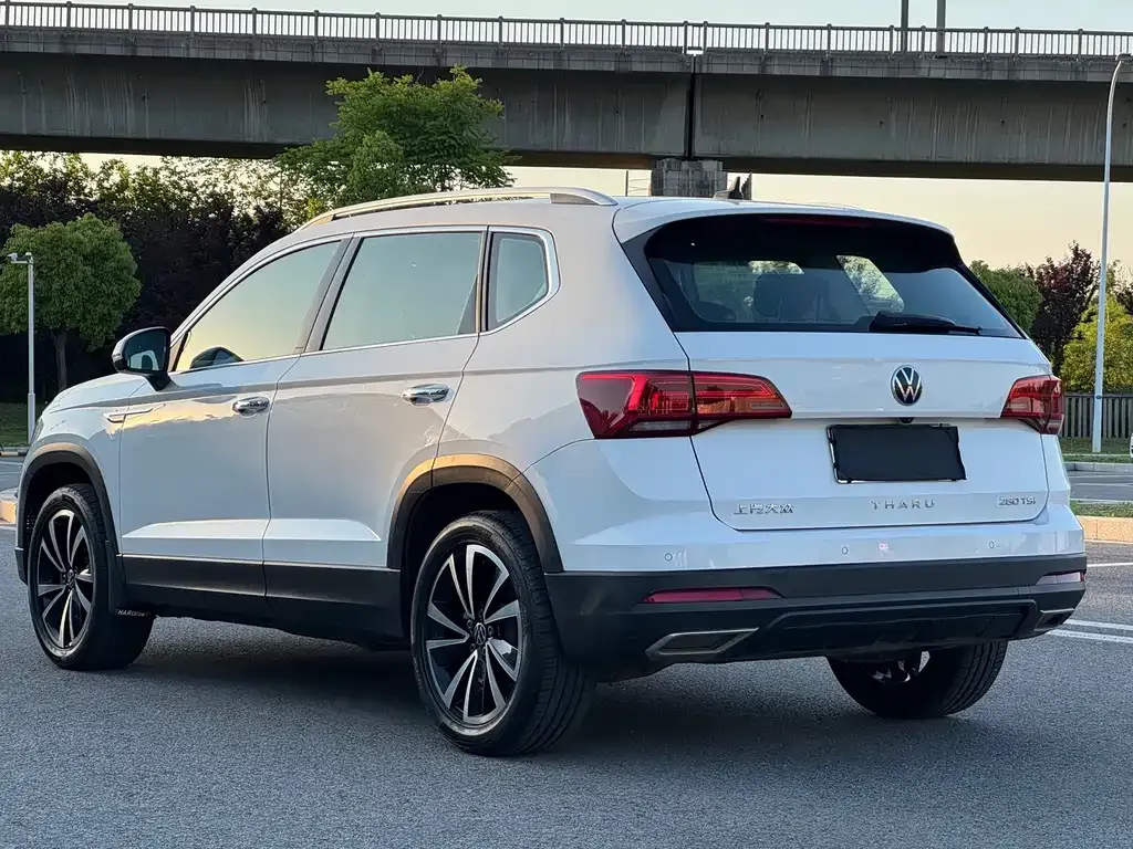 Volkswagen Tharu — фото 4