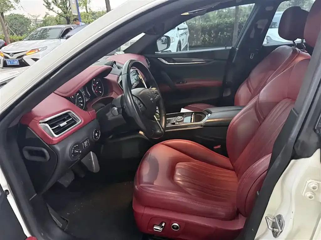 Maserati Ghibli — фото 6