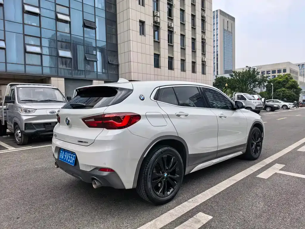 BMW X2 — фото 6