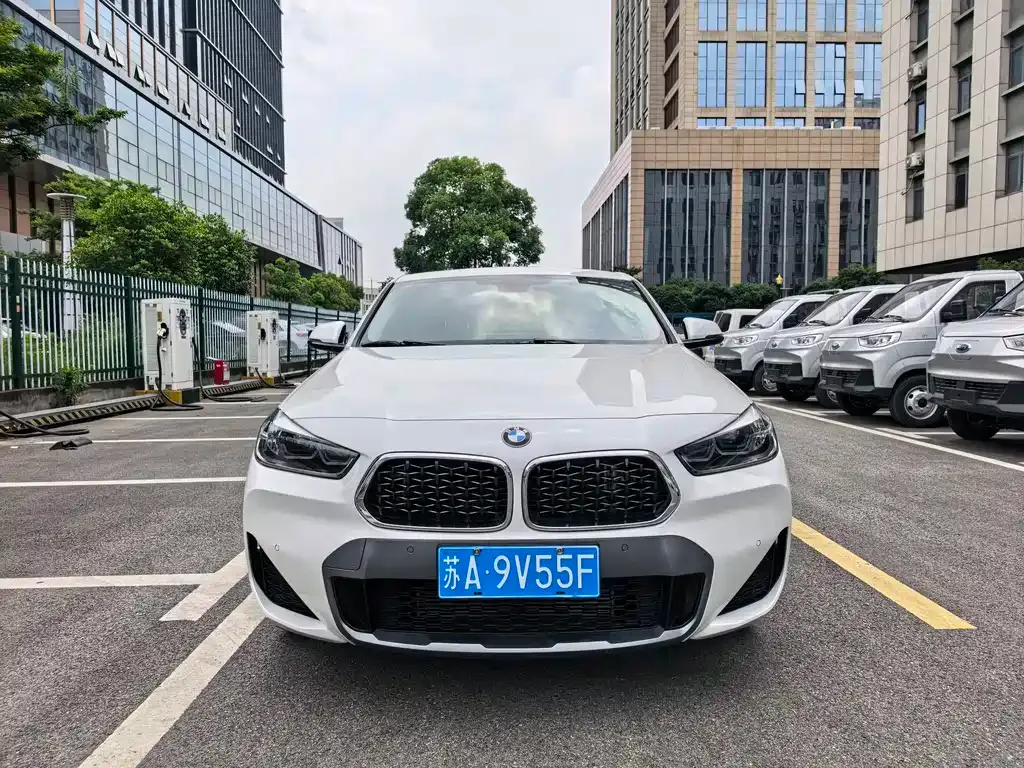 BMW X2 — фото 10