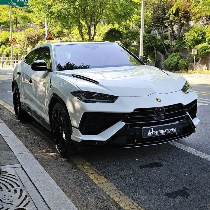 Lamborghini Urus — фото 9