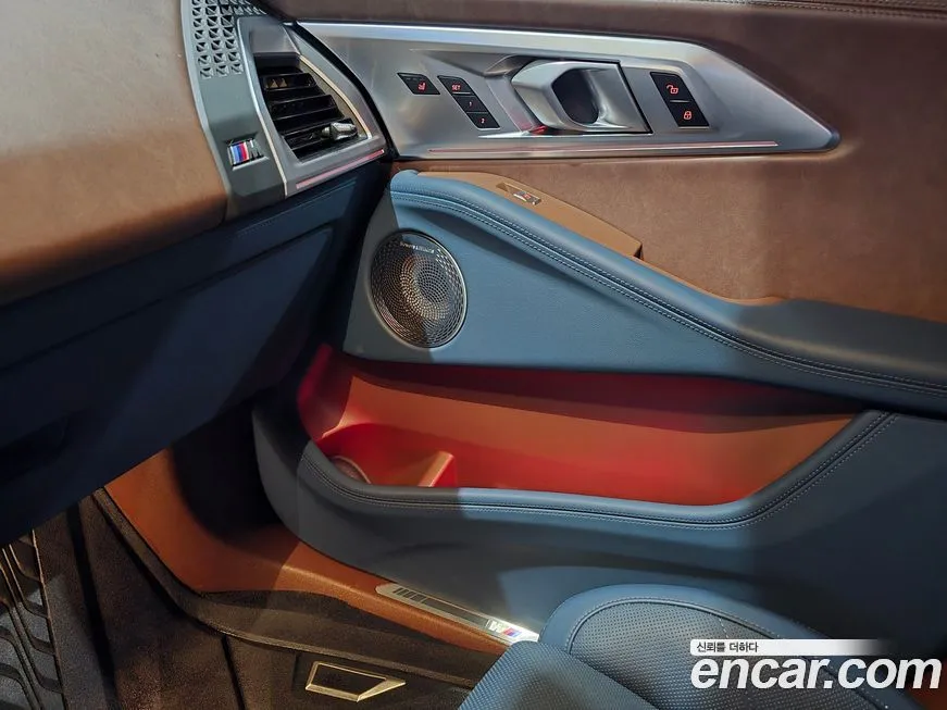 BMW XM — фото 6
