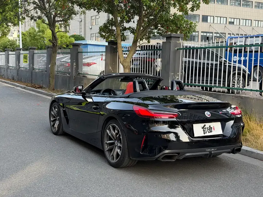 BMW Z4 — фото 9