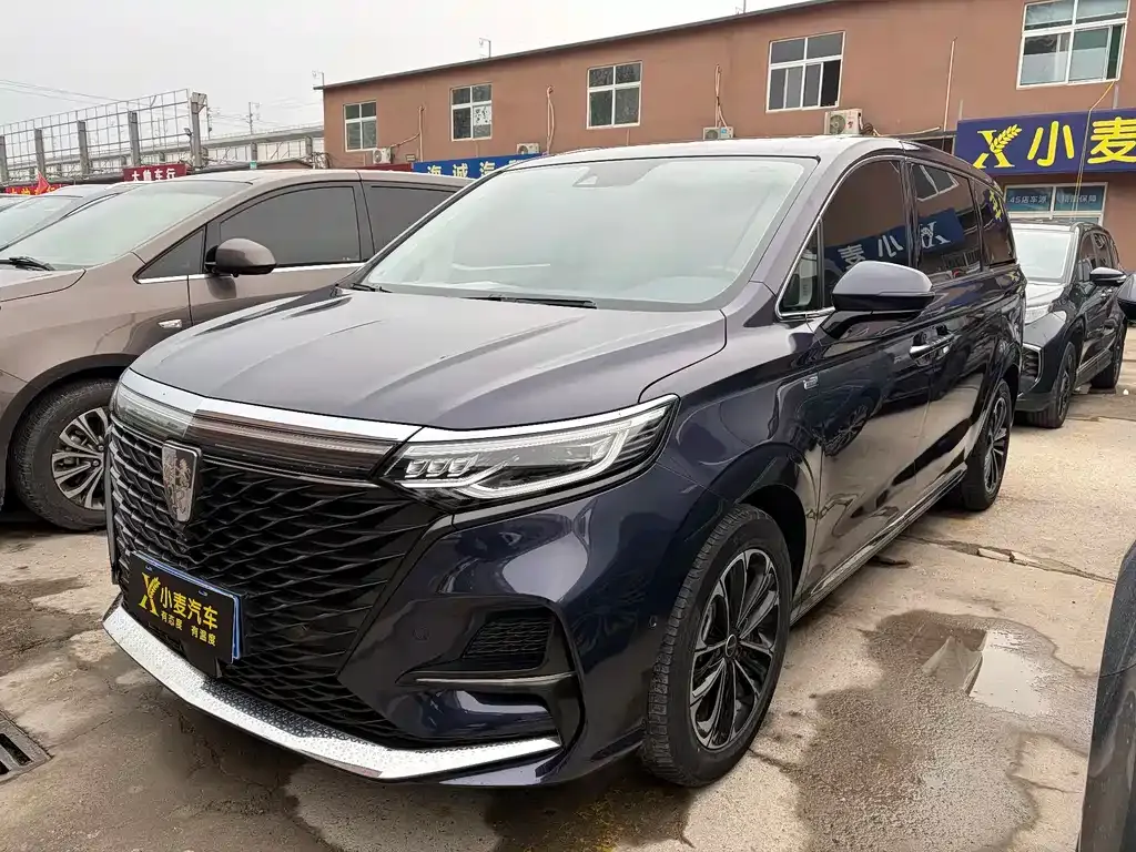 Roewe iMAX8 — фото 1