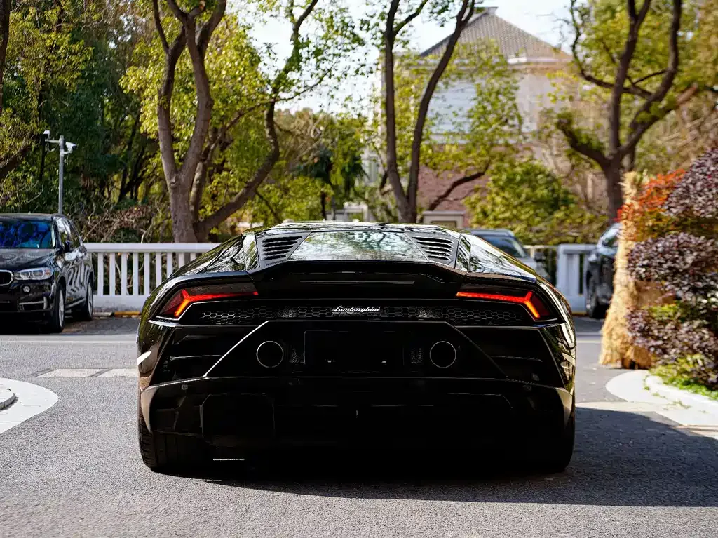 Lamborghini Huracan — фото 8