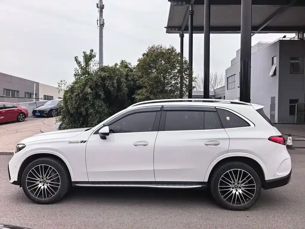 Mercedes-Benz GLC — фото 2