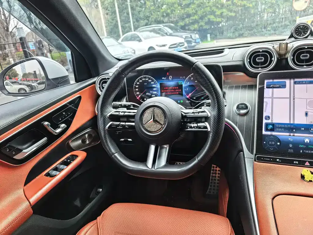 Mercedes-Benz GLC — фото 5