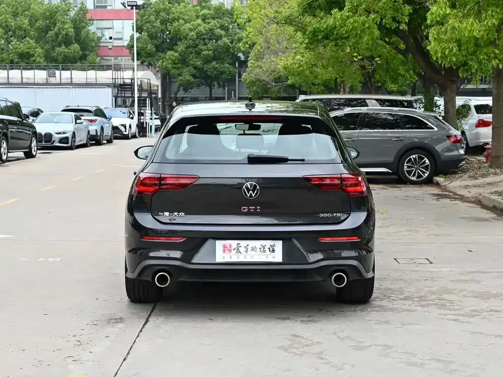 Volkswagen Golf GTI — фото 4