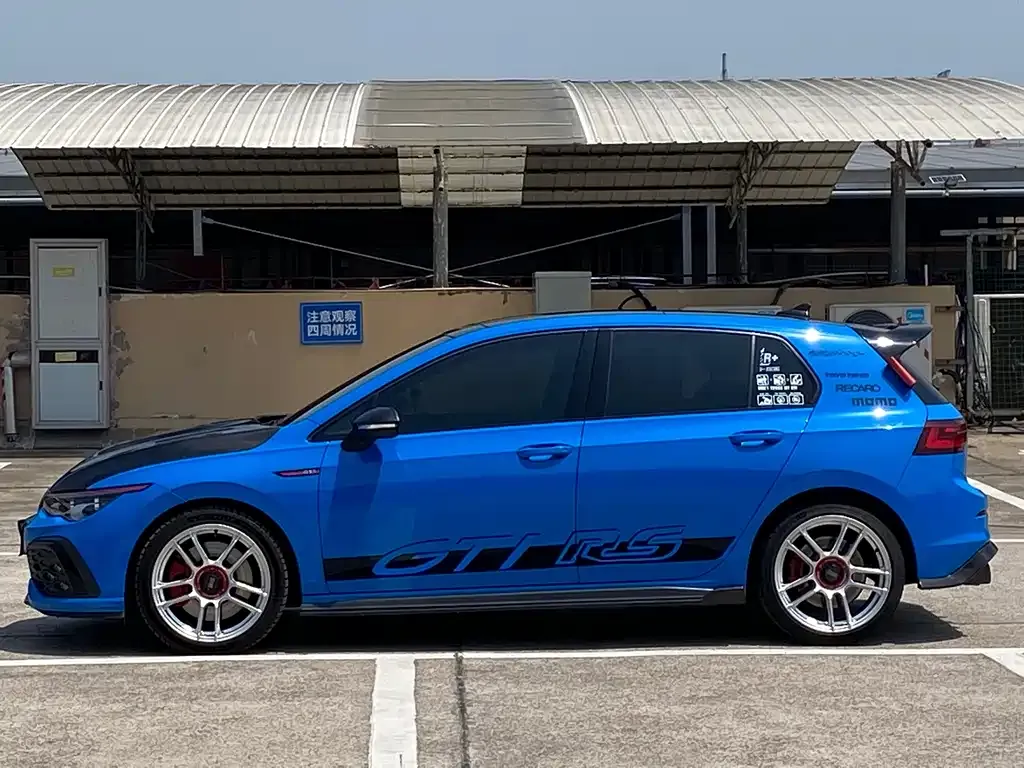 Volkswagen Golf GTI — фото 3