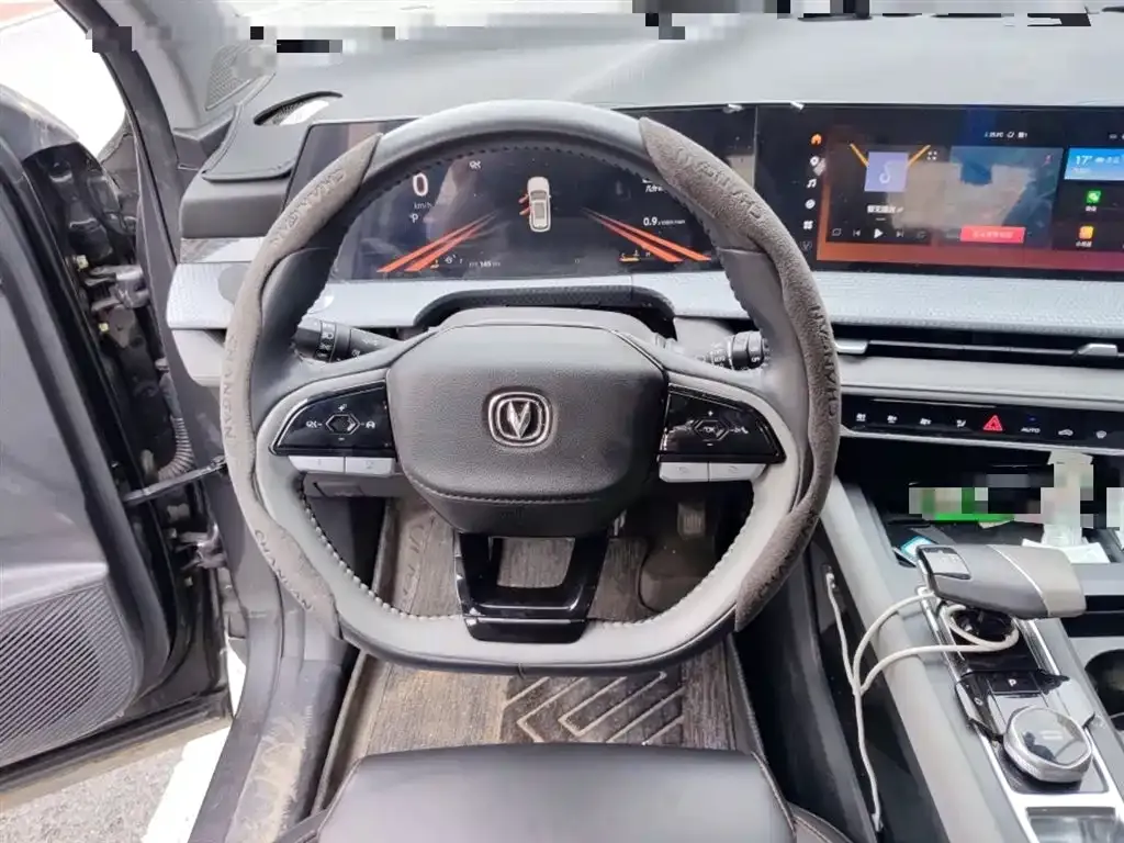 Changan CS75PLUS — фото 3