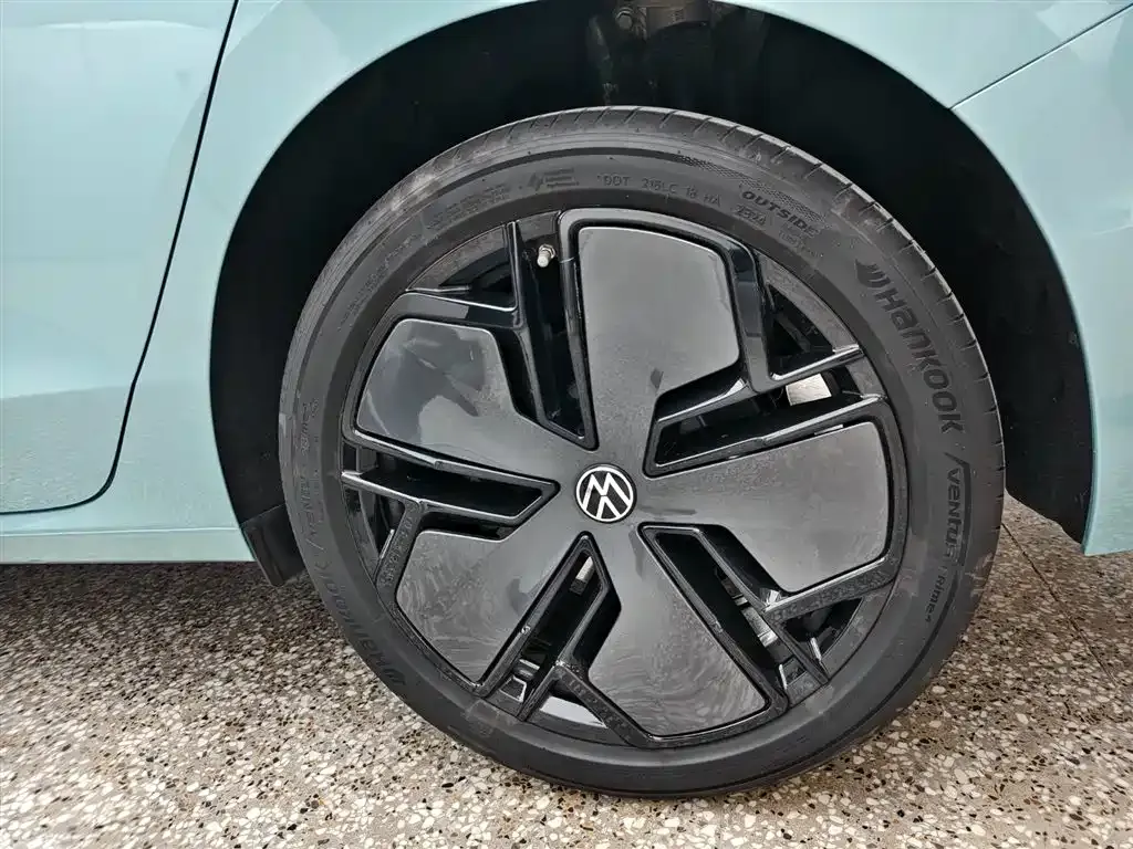 Volkswagen Passat — фото 7