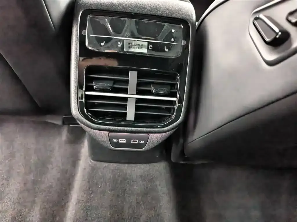 Volkswagen Passat — фото 3
