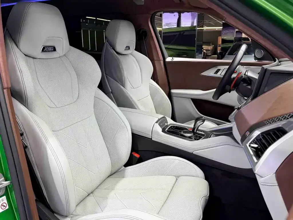 BMW XM — фото 6
