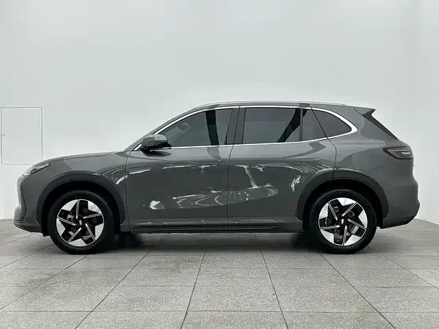 Geely Galaxy E5 — фото 4