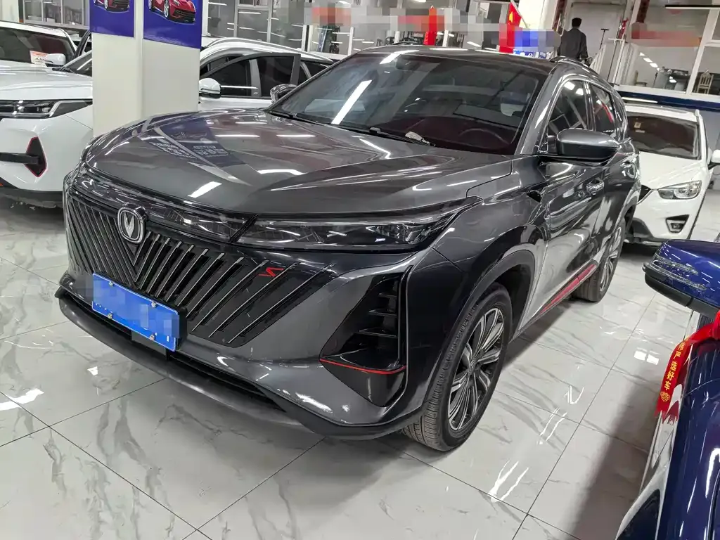 Changan CS75PLUS — фото 1